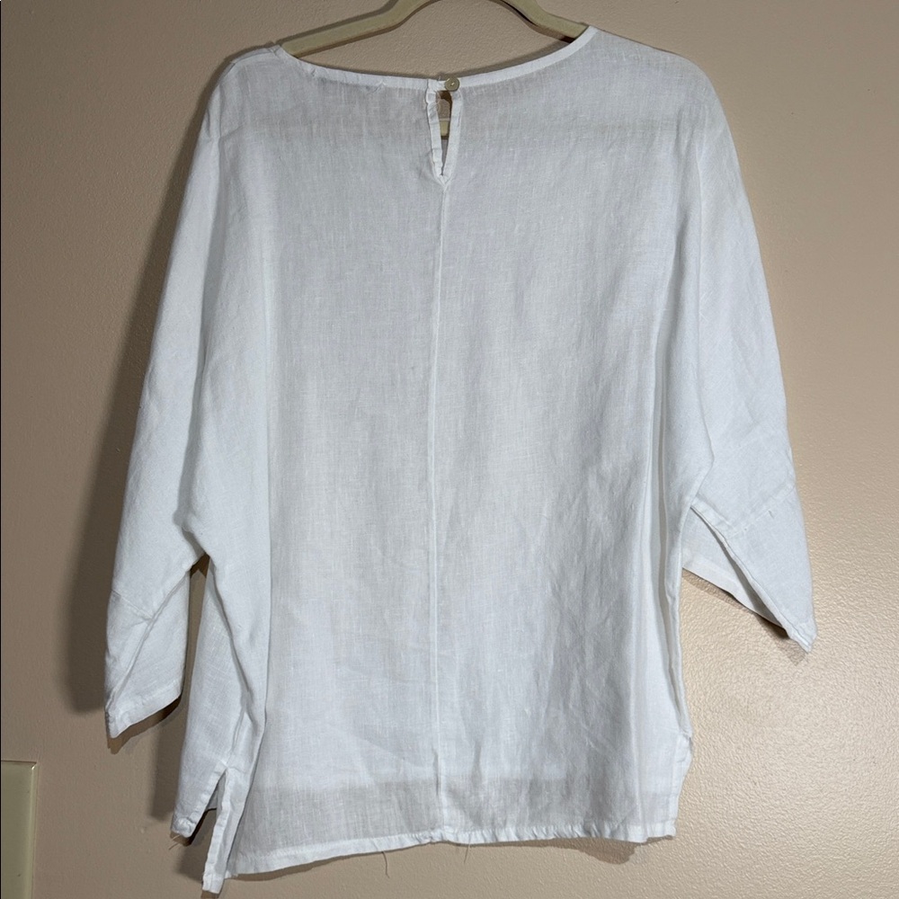 Viola White Linen-Blend Tunic Top - Picture 4 of 5